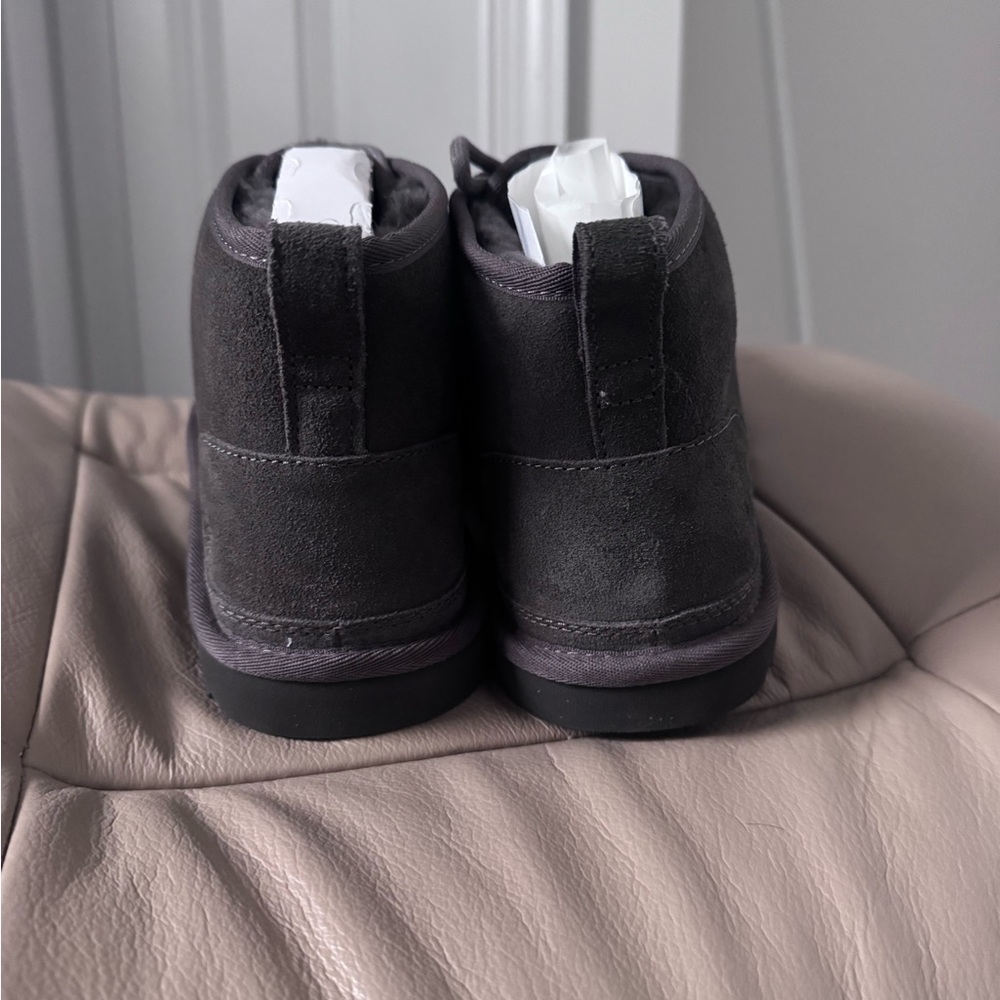 Ugg NEUMEL Boots - Picture 4 of 5
